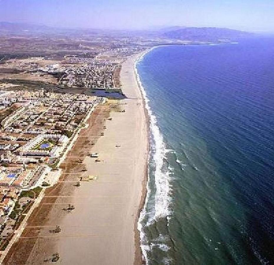 Homes Of Spain, Casa Duplex Playas Del Sur, 400M Del Mar , Wifi Playas de Vera Экстерьер фото